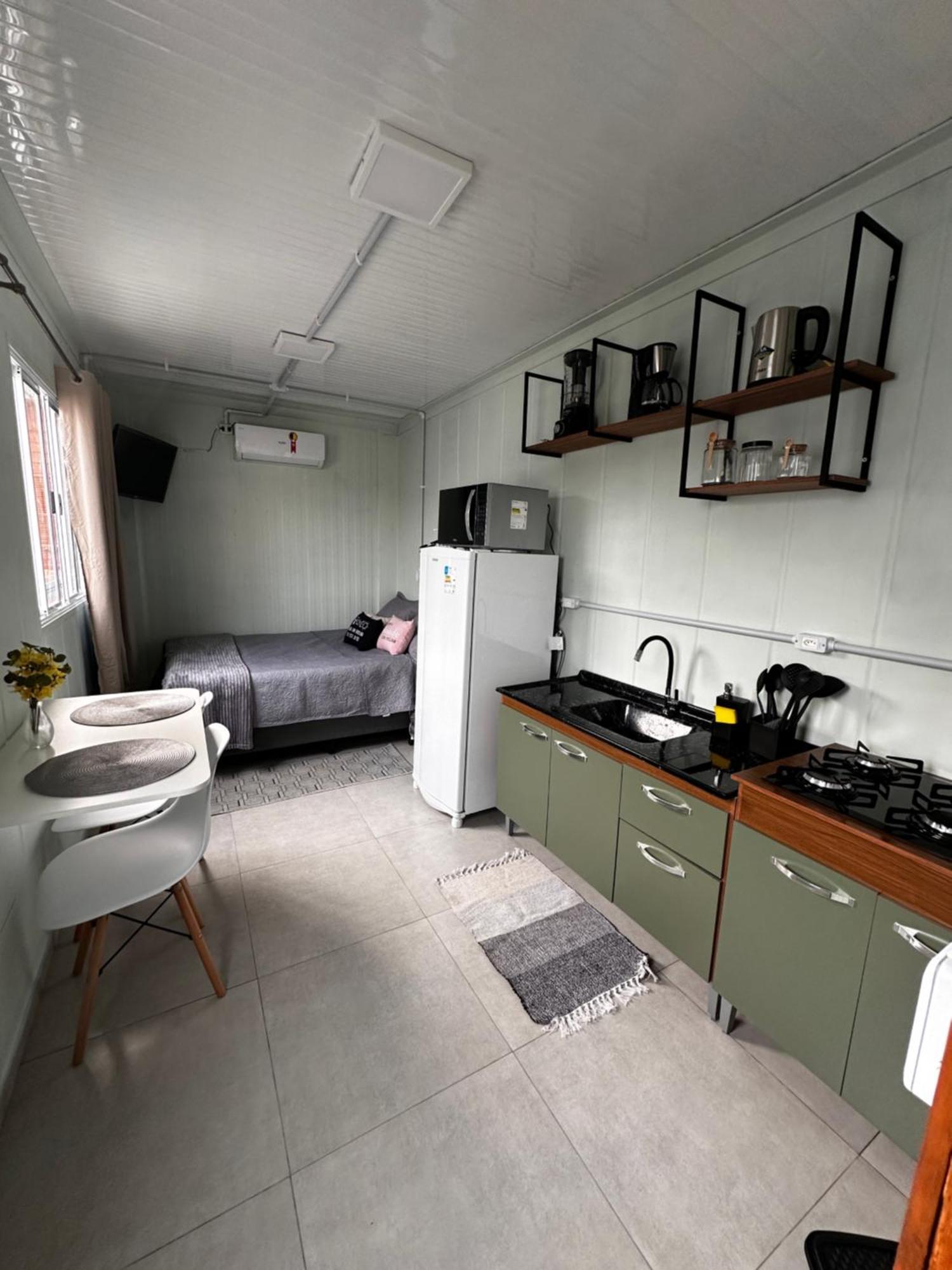 Villa Kitnet Container Com Garagem Itapema Exterior foto