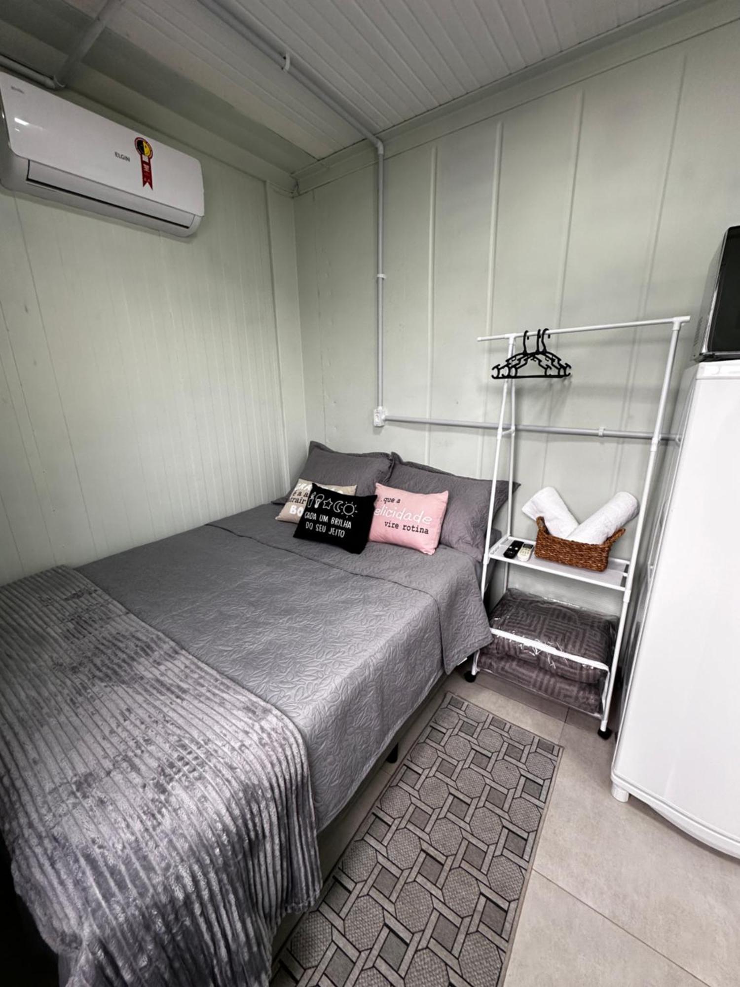 Villa Kitnet Container Com Garagem Itapema Exterior foto