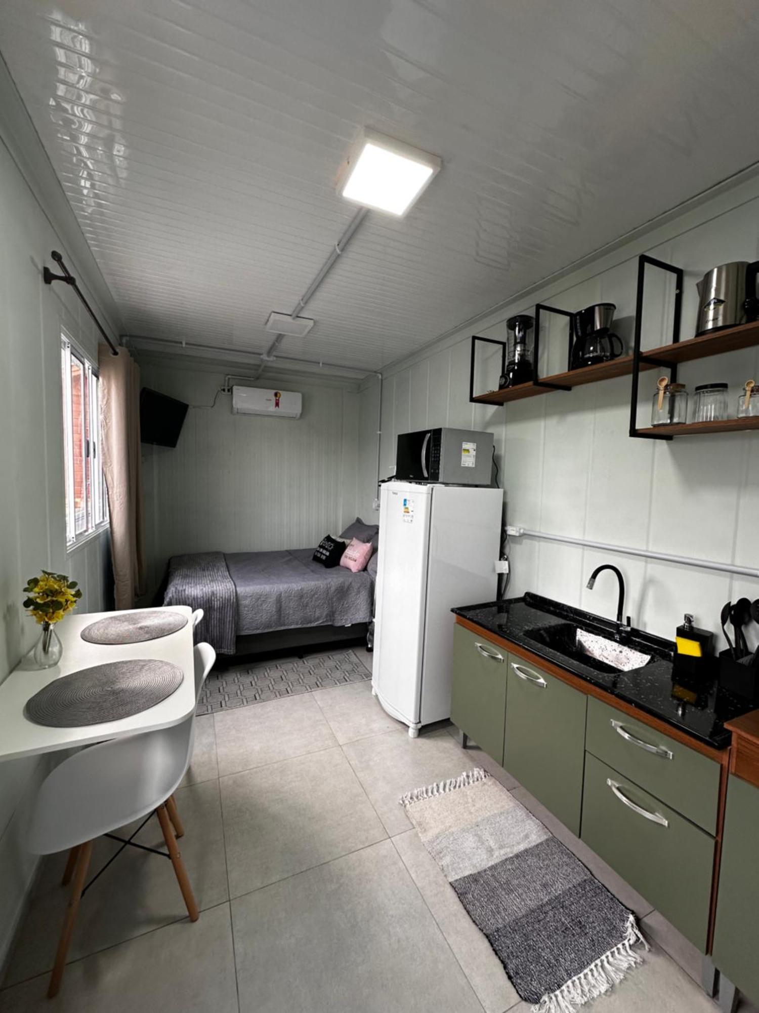 Villa Kitnet Container Com Garagem Itapema Exterior foto